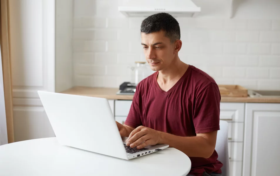 Práca z domu Home Office a Full Remote v msg-life