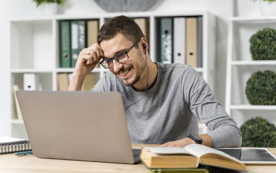 10 influencerov, IT komunít pre programátorov